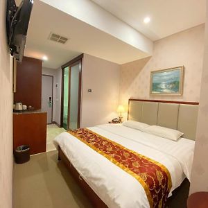 Economy Zimmer mit Queensize-Bett